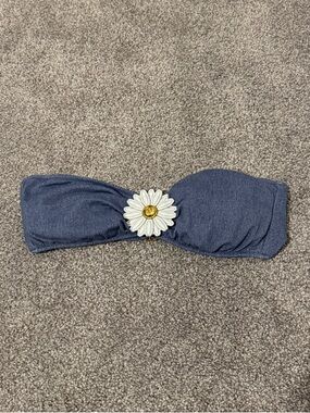 Victoria's Secret Bikini Top with White Daisy